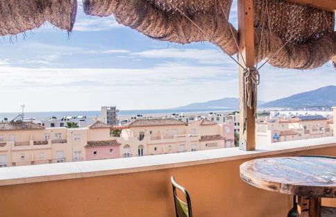 AMARA Family & Surf with Oceanview and Pool - Photo 26