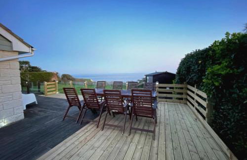 Coastal retreat with stunning sea views - Photo 25