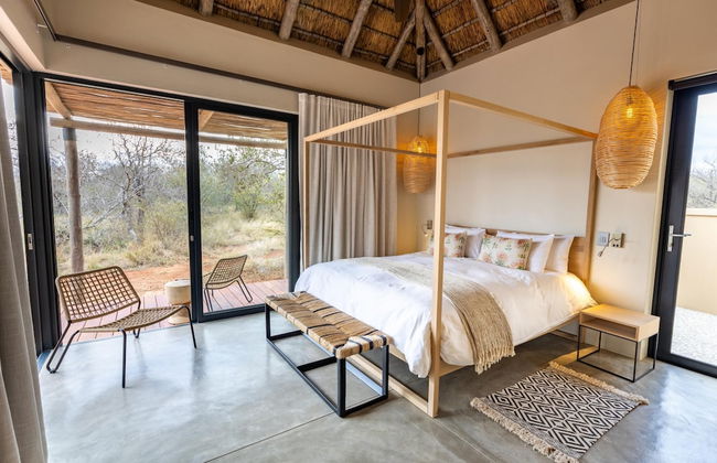 Villa Uthando Stylish Brand new Villa With Amazing Views - Photo 19