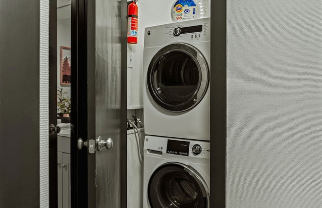 Pocono Bear Den by Avantstay Stylish Modern Deck w Grill Outdoor Dining - Foto 33