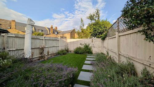 Stunning House With Private Backyard - Foto 2, Garden, Garden view