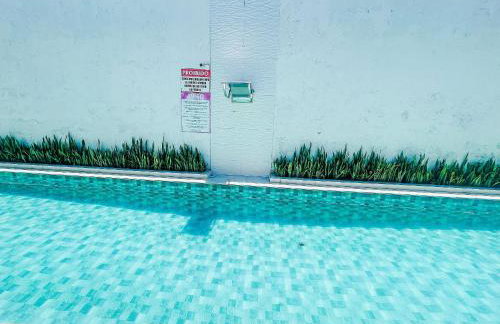 Apto Térreo com 2 quartos (ambos com ar split), sendo 1 suíte, internet privativa 300MBPS, no Residencial Vila Regina, condominio com piscina e área gourmet bem próximo a praia de Taperapuã - Foto 18