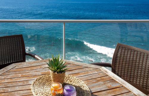 The Wave House - Seaside Haven - Photo 22