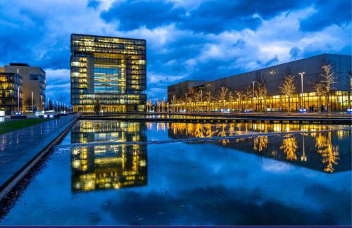 Modern und ruhig, mit Garage & PS4, nahe Messe, RÜ und Uniklinik, voll ausgestattete Küche, Bad mit Dusche und Badewanne - Foto 52