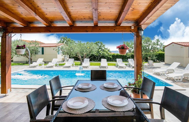 Lovely Holiday Home in Pakoštane With Swimming Pool - Foto 5