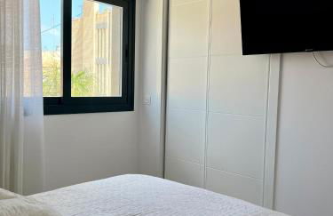 Air-conditioned Elisa Apartment with spacious sunroof lounge and swimming pool - Foto 27