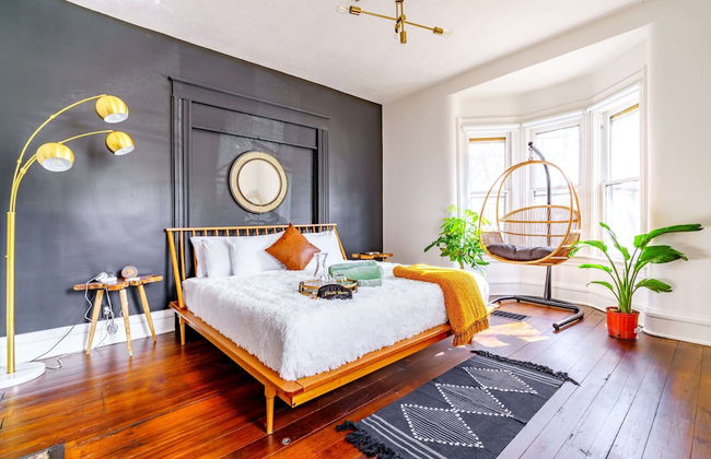 NEW Luxe Pet Friendly Free Parking Downtown - Foto 7