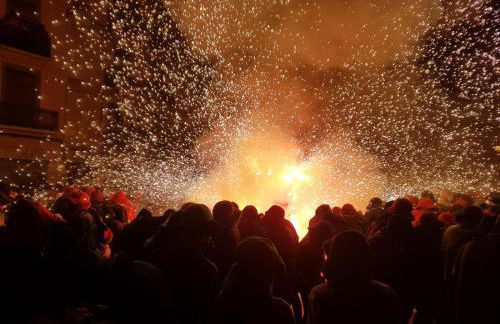 QEhome - confort, parking y cargador EV en el centro de Manresa - Photo 27