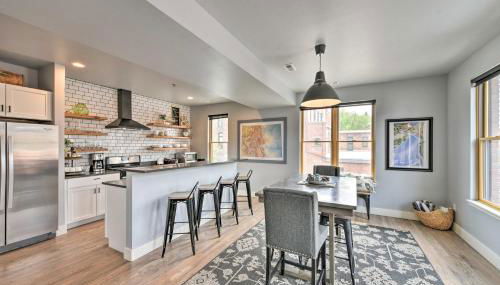 0660 Dtwn Salida Condo with Balcony - Foto 2