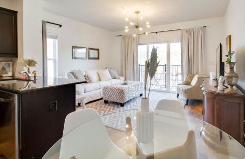 Walkable Lynchburg Condo with Private Balcony - Foto 1