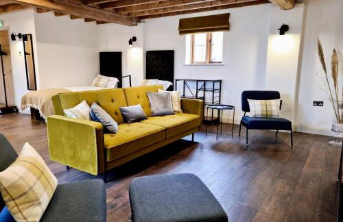 Hastings Retreat Rural barn conversions with Private Lake - Foto 28