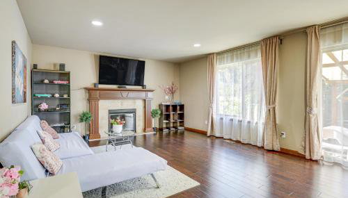 Family-Friendly Home with Patio and Garden in Everett! - Foto 3