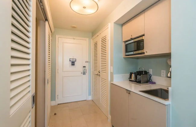 Studio at The Ritz-Carlton Key Biscayne - Photo 4