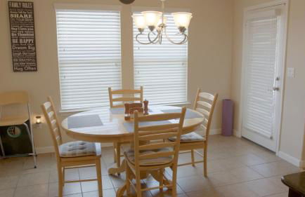 Stylish 3 Bedroom retreat near Downtown and Outlet - Foto 23