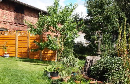 NEU Fewo im Bauernhaus mit idyllischem Innenhof und Naturgarten - Foto 5