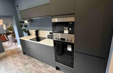 Modern 5 Bedroom Terraced Luxurious House - Foto 27