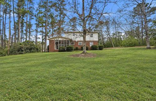 5BR Woodland Retreat on 7 Acres with a Pond - Photo 33