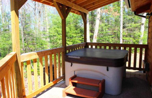 Unique Wooden Yurt Rental for a Vacation near Beckley, West Virginia - Foto 5