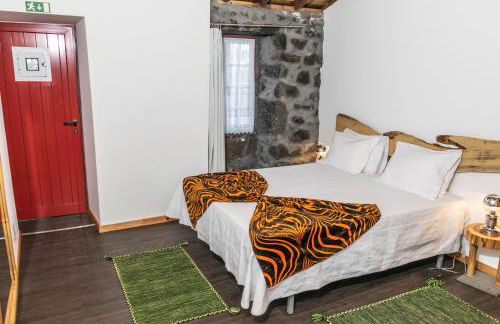 Aldeia Dos Caldeirões - Photo 9