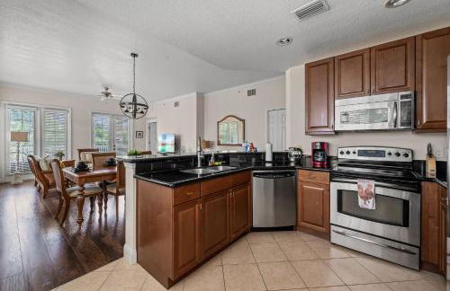 Exclusive Reunion Condo Stunning view only 6Mi to Disney - Photo 6