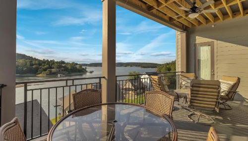 Mallard Pointe Unit 200- Luxury Condo- Conveniently Located! - Foto 5