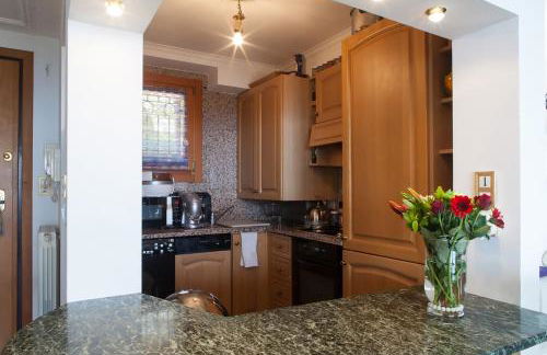 Sunny Panoramic Balcony - Foto 8