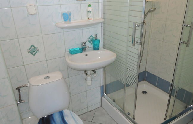 Holiday Home in Dziwnowek Near Clean Beach - Photo 9