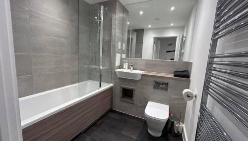 Nice 1-Bed Flat with river view - Foto 2