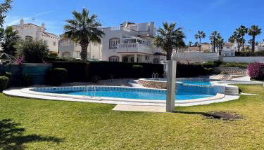 South facing Los Dolses bungalow - comm pool LD186 - Foto 1