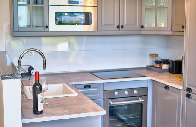 Luxury Seaside Apartment by Litto - Photo 19