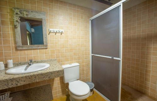 Vista espetacular, no meio da mata, com conforto - Foto 40