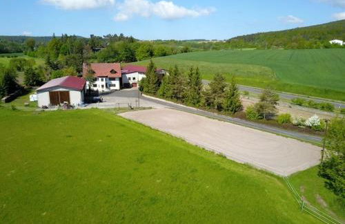 Große Ferienwohnung auf dem Pferdehof Nähe Bamberg, Coburg, Schweinfurt - Foto 1