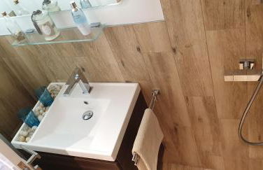 APARTMENT MARINA CALADOR HARBOURVIEW AIR CONDITION POOL GARDEN TERRASSE PORTO CARI spectacular location - Foto 35