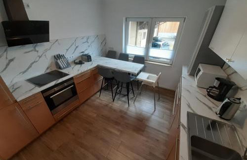 Erdgeschoss 75 m2 Großer Parkplatz WLAN Terrasse 30 m2 Übernachtung Unterkunft - Foto 22