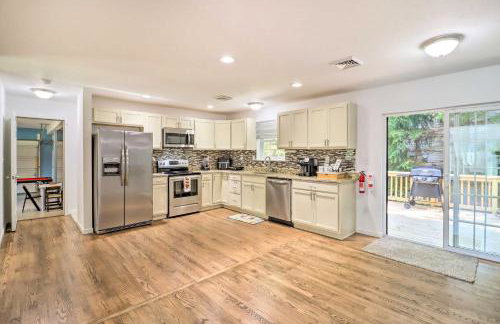 Hot Tub and Deck Gorgeous Retreat in Pocono Summit! - Foto 10