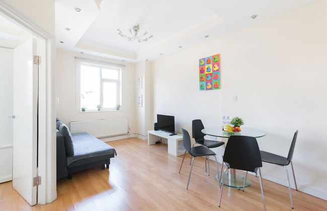 Euston Modern Apartments - Photo 55