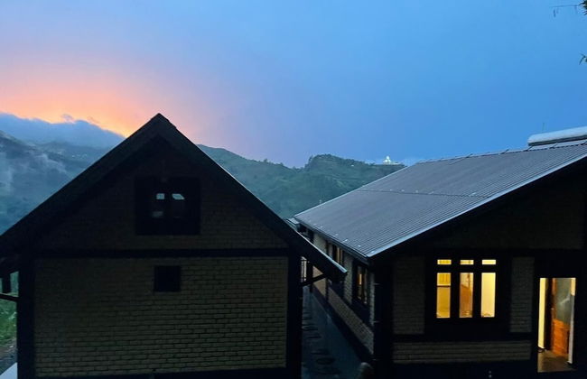 MOMO ELLA - Photo 22