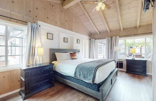 La Jolla Historic Gem, Hot Tub, Game Room, Garden Oasis with Firepit & Courtyard Dining - Foto 19