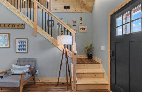 Brand New/ATV Trailer Parking/ 5 min to Miguel's - Foto 4