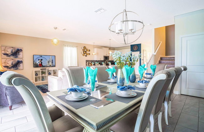 Stunning 9 Bd Single Family w/ Pool @ Champions Gate 1508 - Photo 9