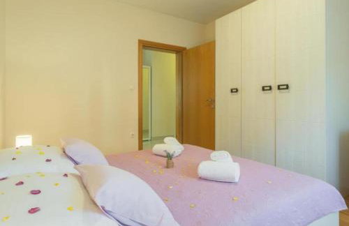 Six Bedroom Holiday House With Pool - Foto 11