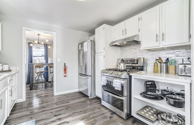 5BD Dog Friendly Family Getaway Near Downtown! - Photo 24