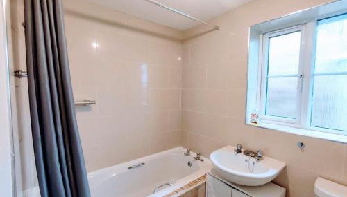 Executive Palace - Photo 3