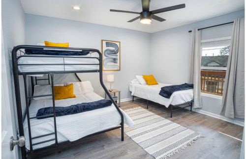 Adorable 4BR 2BA Close to Riverwalk and Downtown - Foto 36