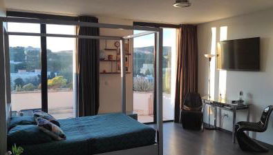 grand studio terrasse de standing, pleine vue village et proche mer - Foto 5