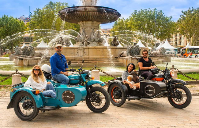 Balade privée en side-car à Aix-en-Provence - Photo 1