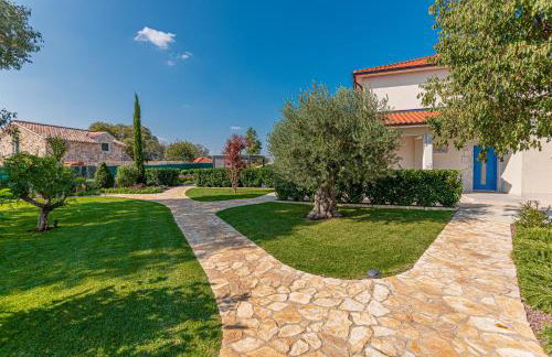 Villa Romansa Miljevci near Krka National Park - Photo 33