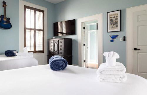 The Lady Emma Lafayette Park with Bowling ABODEbucks - Foto 28