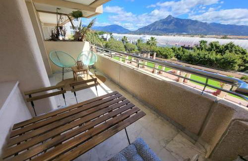 Marina Banus Apartment with Amazing Views - Photo 10