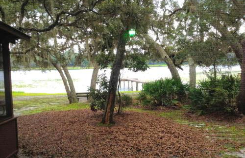 Lakefront Weekend Getaway with a Private Dock near the Ocala National Forest, Florida - Foto 17